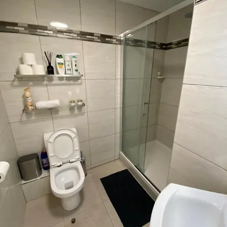 Cosy And Abbey Street Apartment *